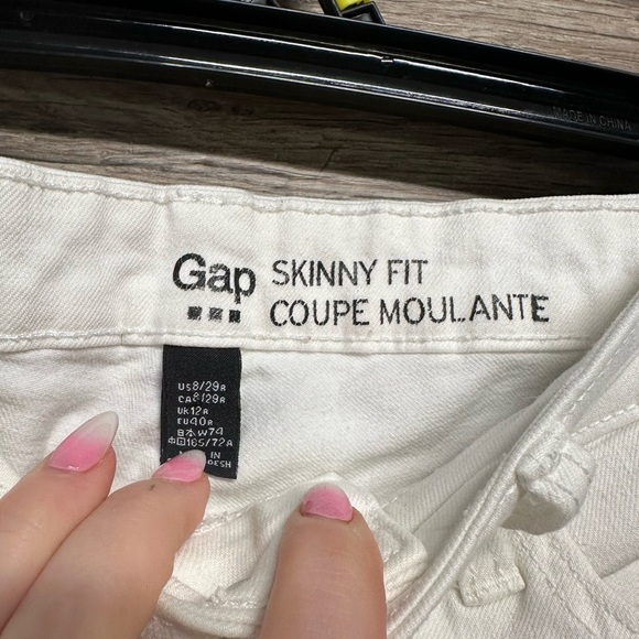 GAP Women's White Skinny Fit Jeans - Picture 3 of 5